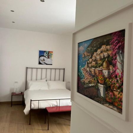 Vr Home Caserta Exteriör bild