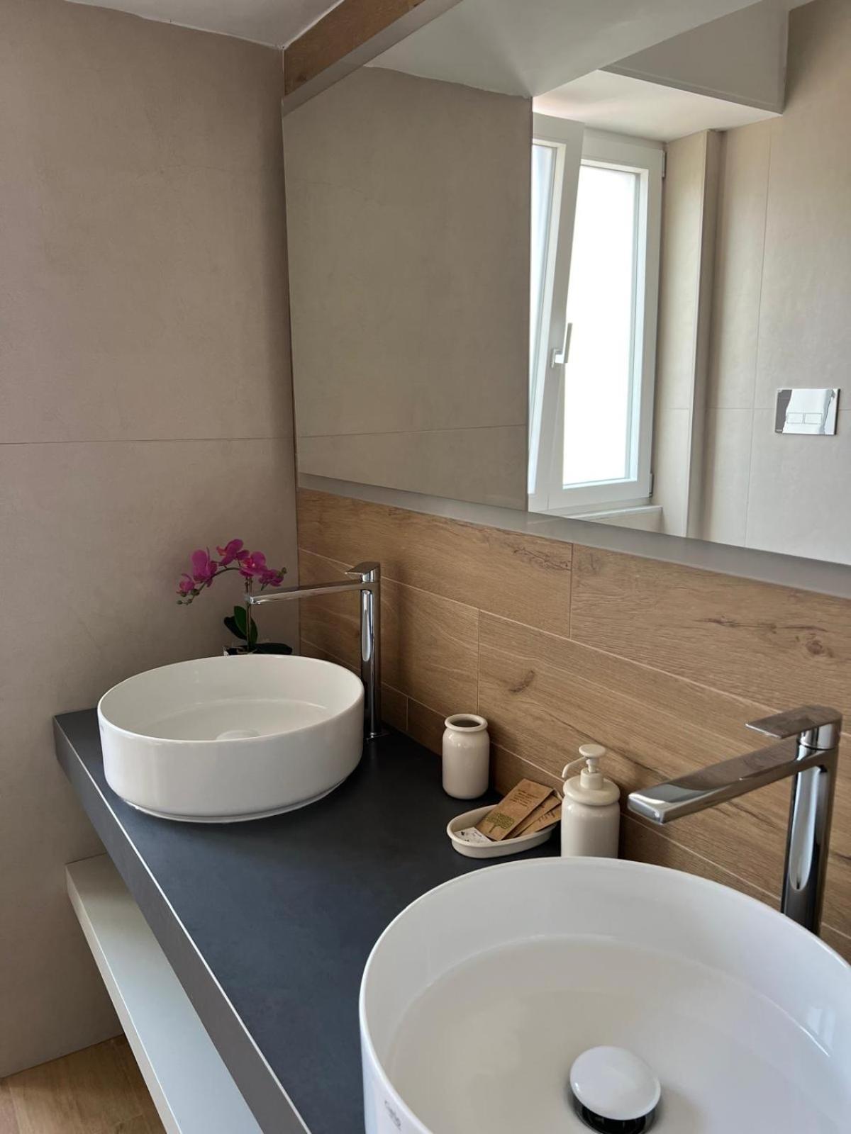 Vr Home Caserta Exteriör bild